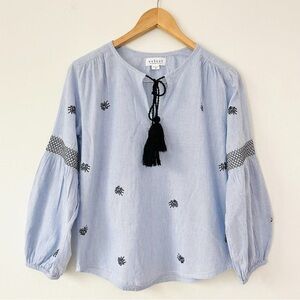 Velvet by Graham & Spencer Aimee Peasant Top Blouse in Blue- Women's Medium